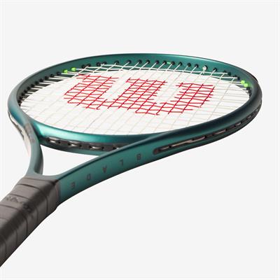Wilson Blade 25 v9 Junior Tenis Raketi