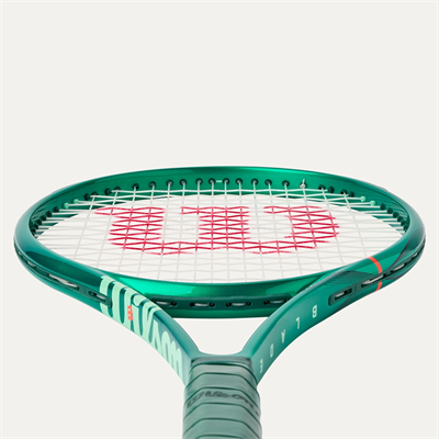 Wilson Blade 100 v10 Tenis Raketi (300gr.)