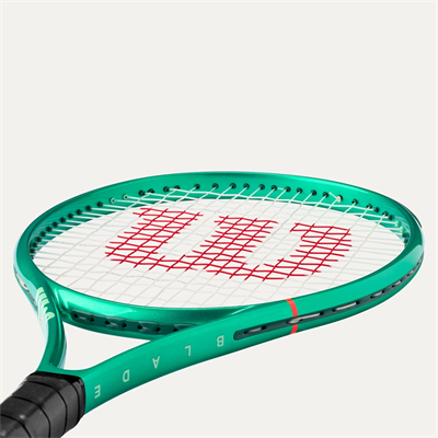 Wilson Blade 26 V10 Çocuk Tenis Raketi