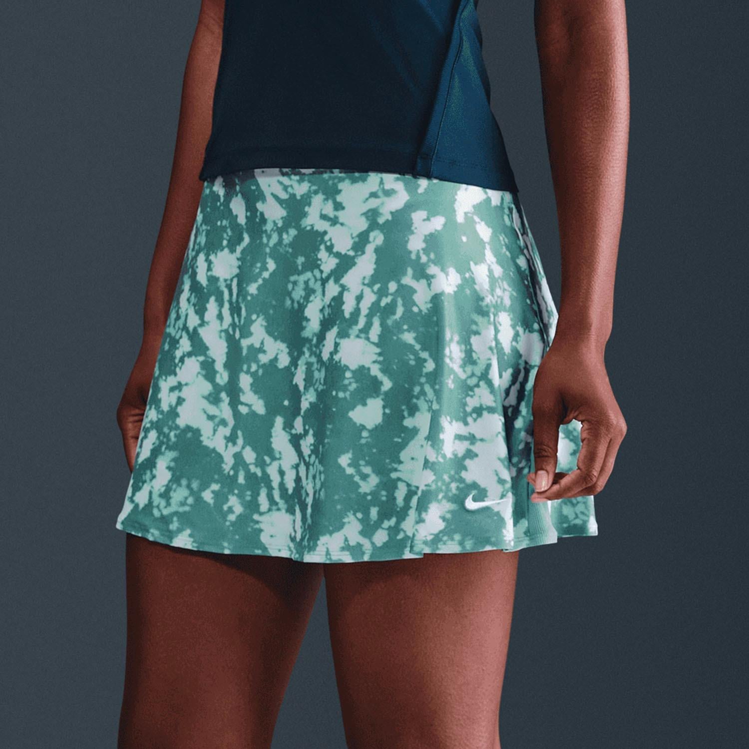 NikeNike Victory Dri-FIT Fırfırlı Baskılı Kadın Eteği