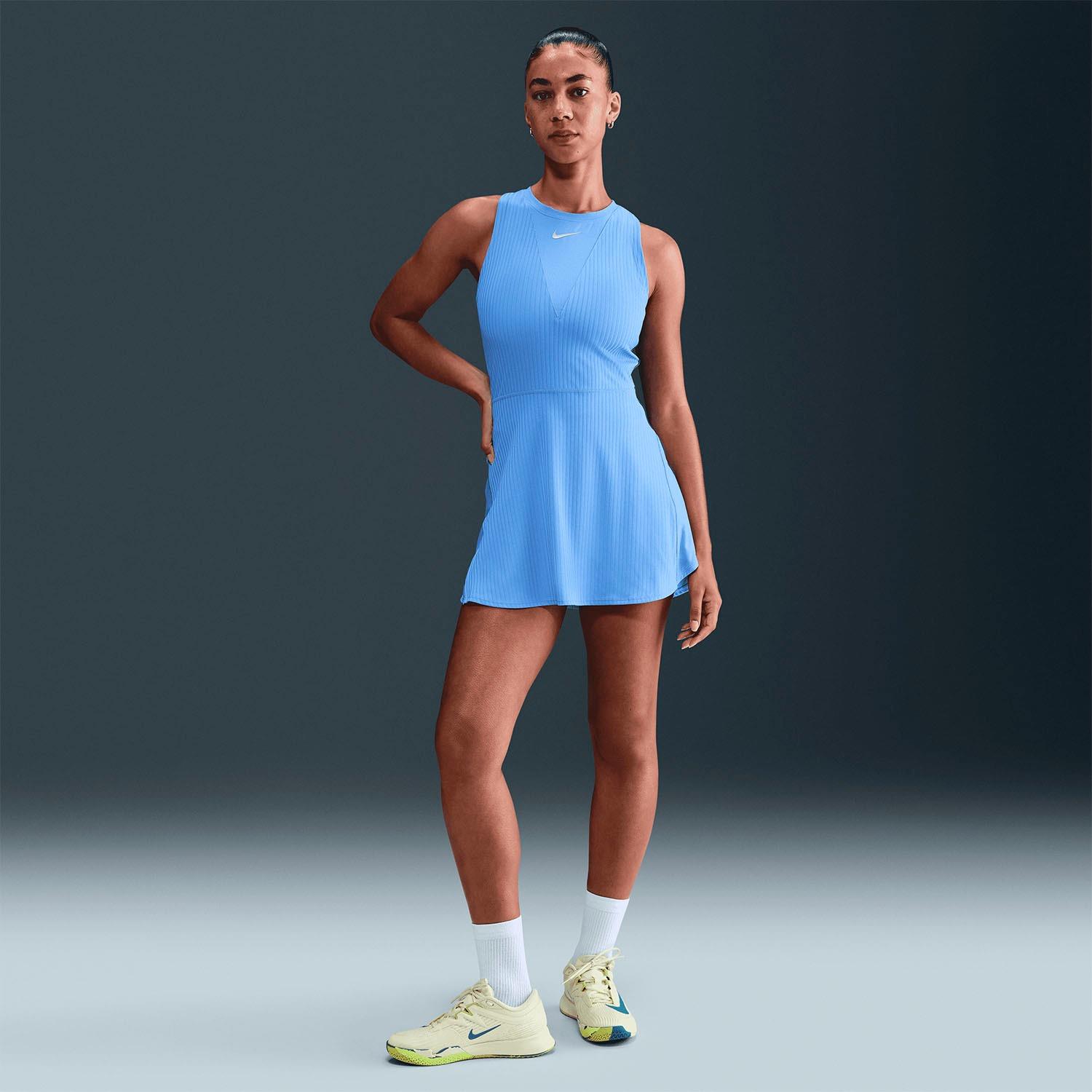 NikeCourt Slam Kadın Dri-FIT Tenis Elbisesi | Şık ve Konforlu