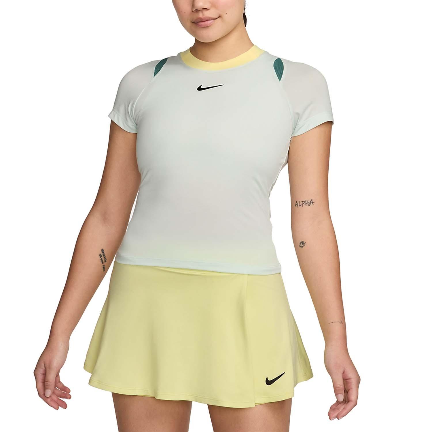 NikeNikeCourt Advantage Dri-FIT Kısa Kollu Kadın Tenis Üstü