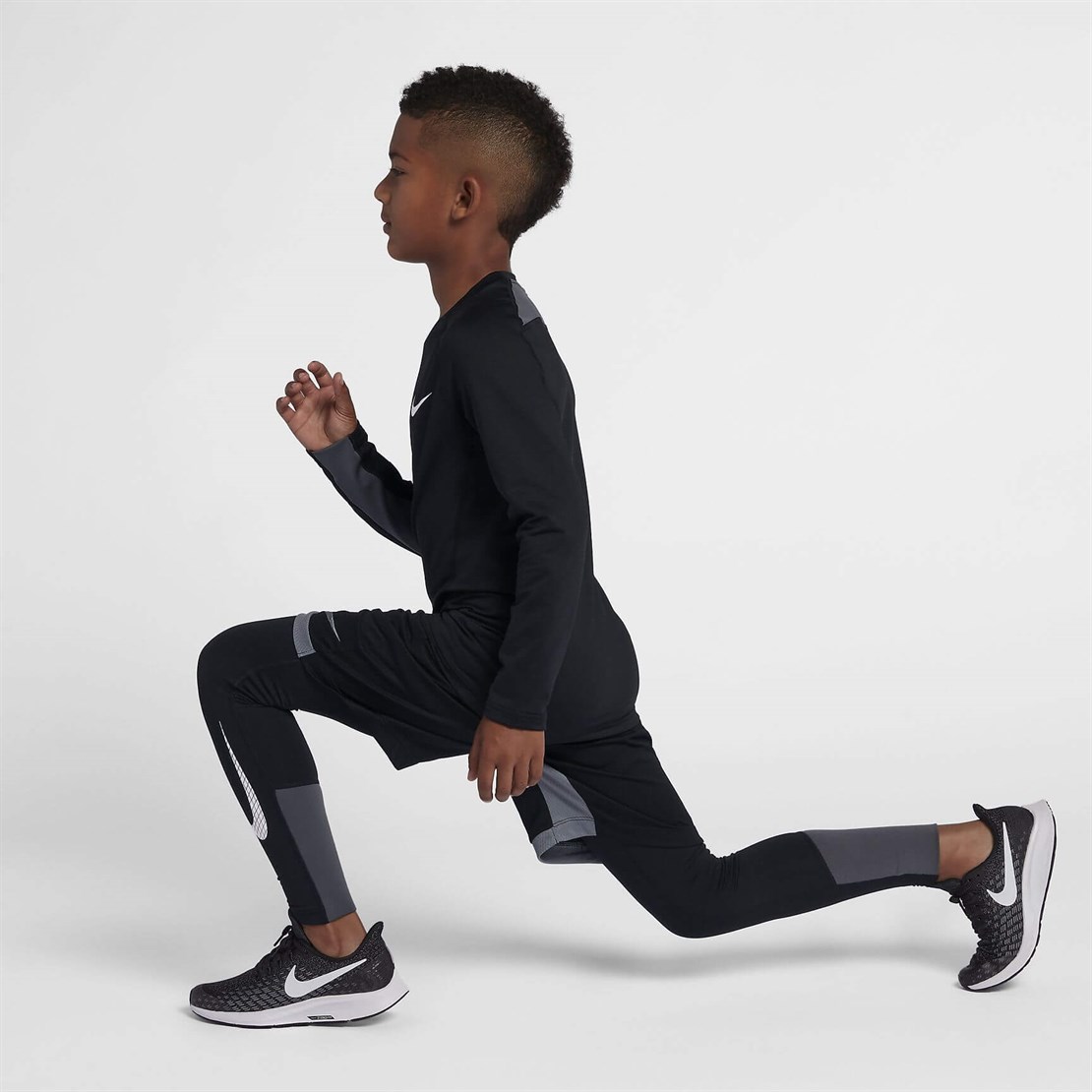 Nike Pro Warm Dri-FIT Genç Çocuk (Erkek) Taytı