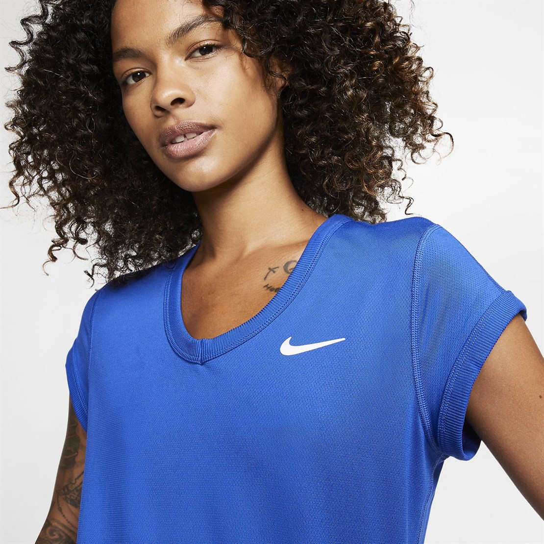 Nike Court Dri-Fit Kadın Tenis Tişörtü