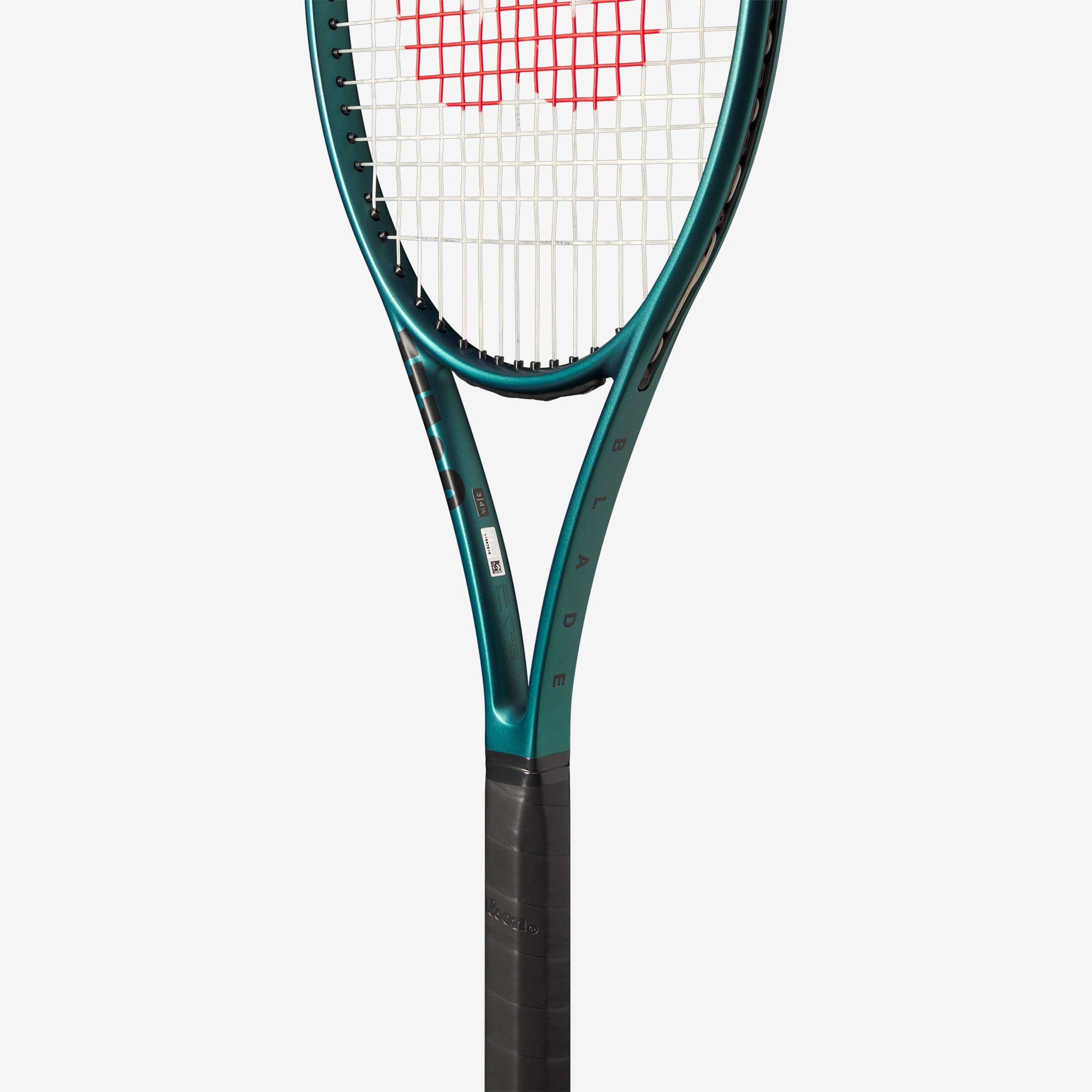 Wilson Blade 98 (16x19) v9 Tenis Raketi | WR149811 | Merit Spor