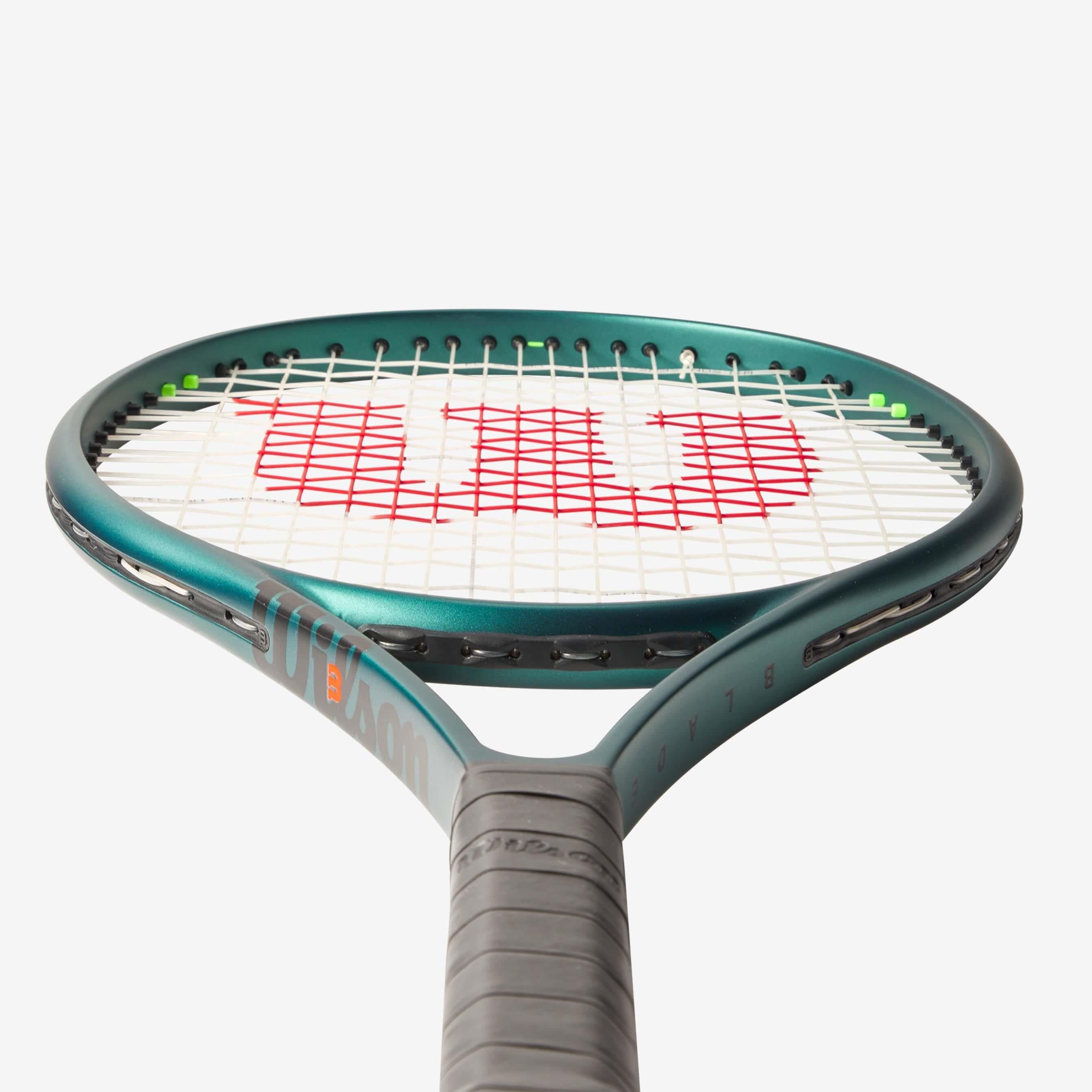 Wilson Blade 25 v9 Junior Tenis Raketi | Merit Spor