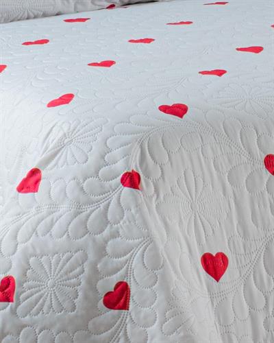 Love Çift Kişilik Kalpli Yatak Örtüsü 3 Parça / 230x250 Cm