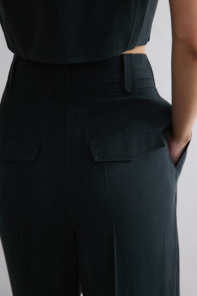 High Waist Wide Leg Pleated Black Trousers