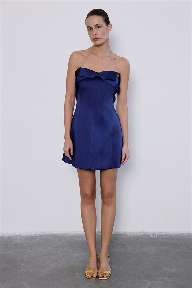 Straplez Fiyonk Detaylı Mini Lacivert Elbise