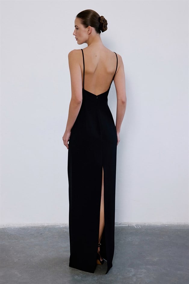Straplez Yırtmaçlı Maxi Siyah Elbise