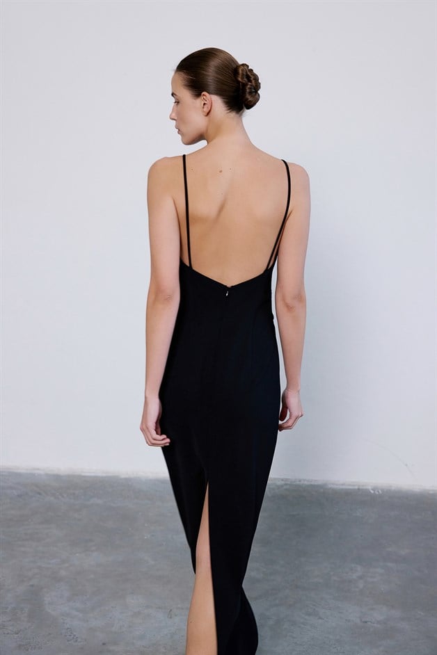 Straplez Yırtmaçlı Maxi Siyah Elbise