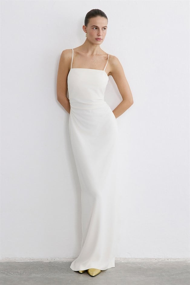 Straplez Yırtmaçlı Maxi Ekru Elbise