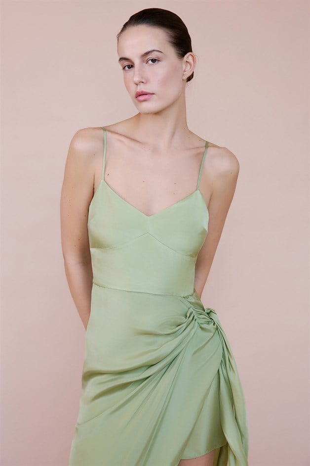 Asimetrik Bağlamalı Midi Yeşil Elbise