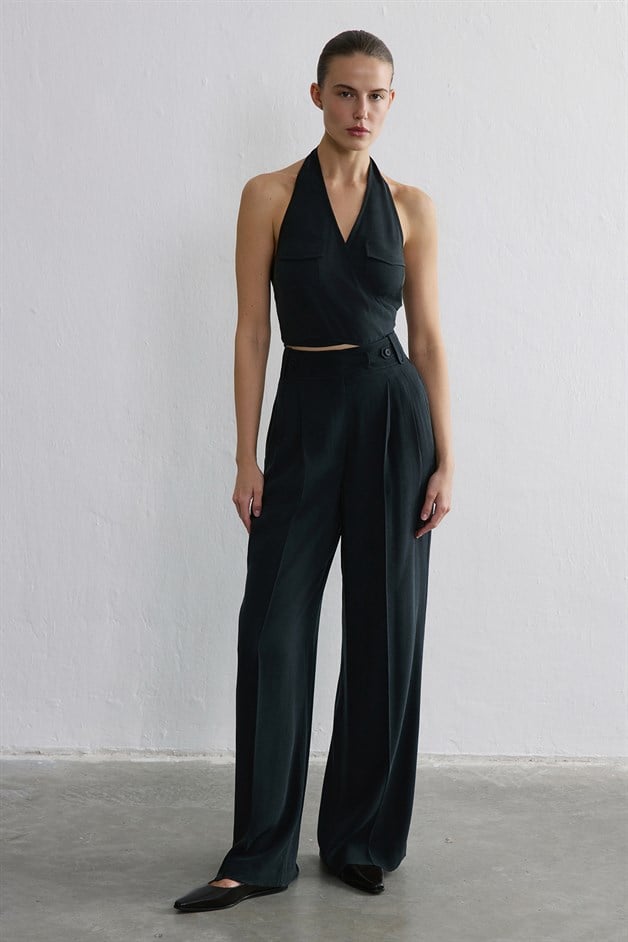 Backless Wrap Crop Black Blouse