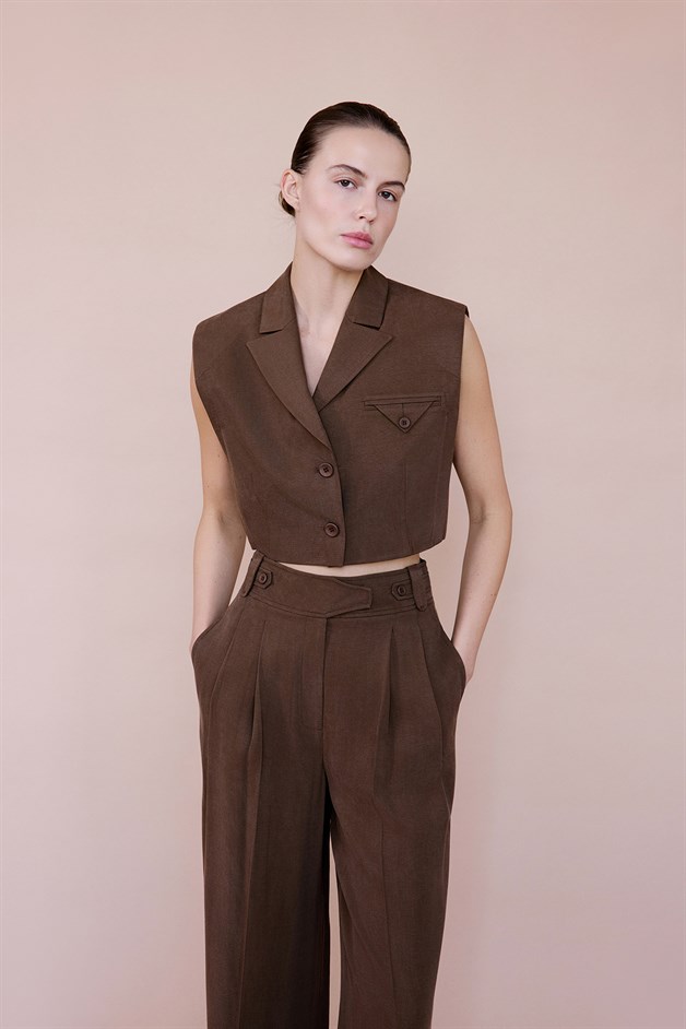 Blazer Collar Padded Crop Brown Vest