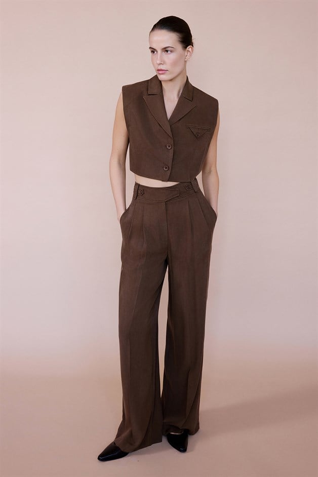 Blazer Collar Padded Crop Brown Vest