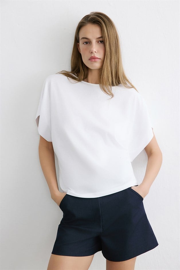 Crew Neck Knit White T-shirt