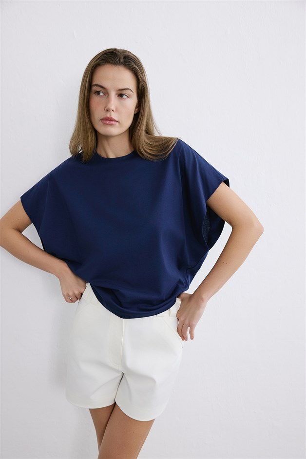 Crew Neck Knit Navy T-shirt