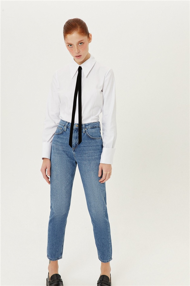 Kısa Paça Mavi Jean