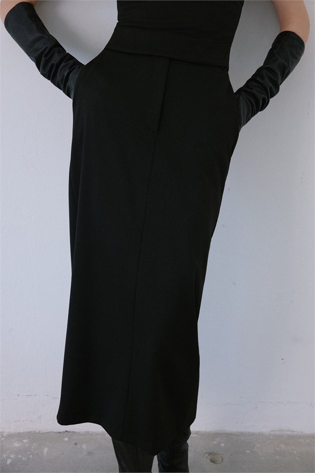 High Waist Deep Slit Midi Black Skirt