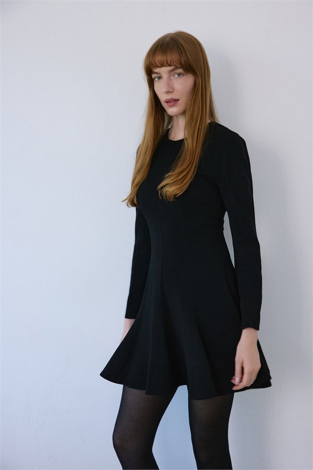 Crew Neck Long Sleeve Mini Black Dress