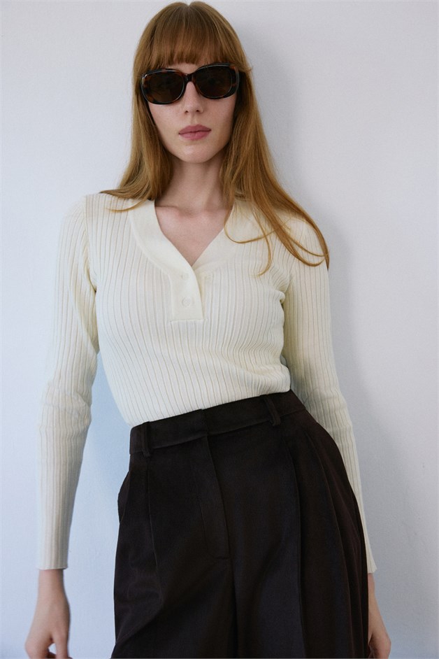 V Neck Ribbed Knit Ecru Sweater