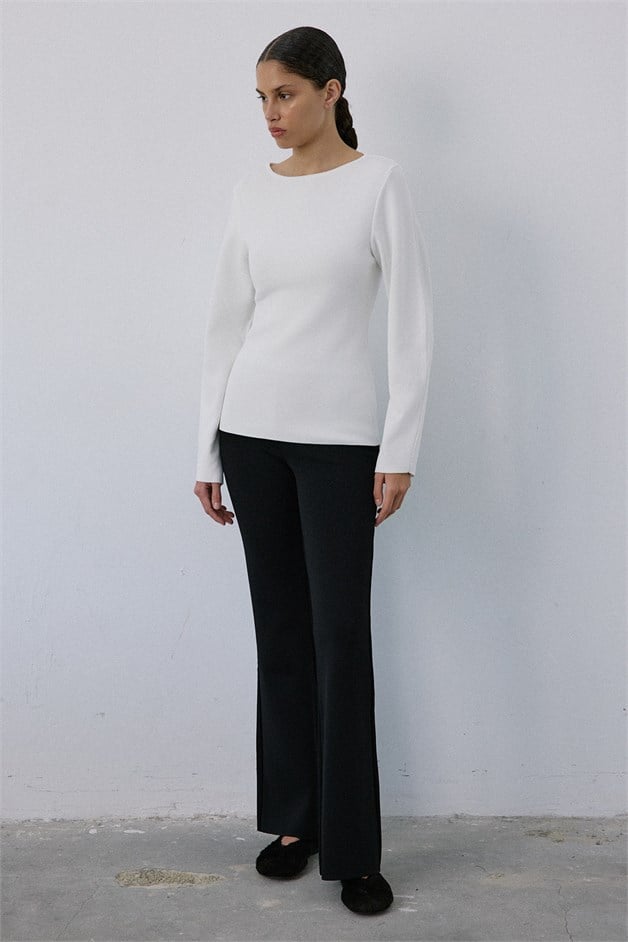 Boat Neck Barrel Fit Knit Ecru Sweater