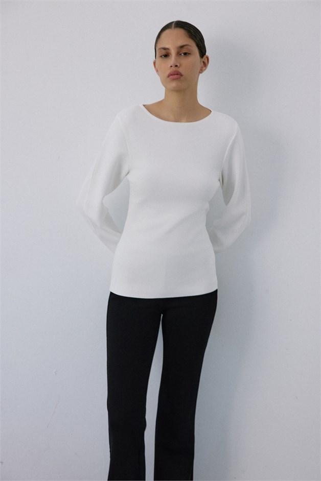 Boat Neck Barrel Fit Knit Ecru Sweater