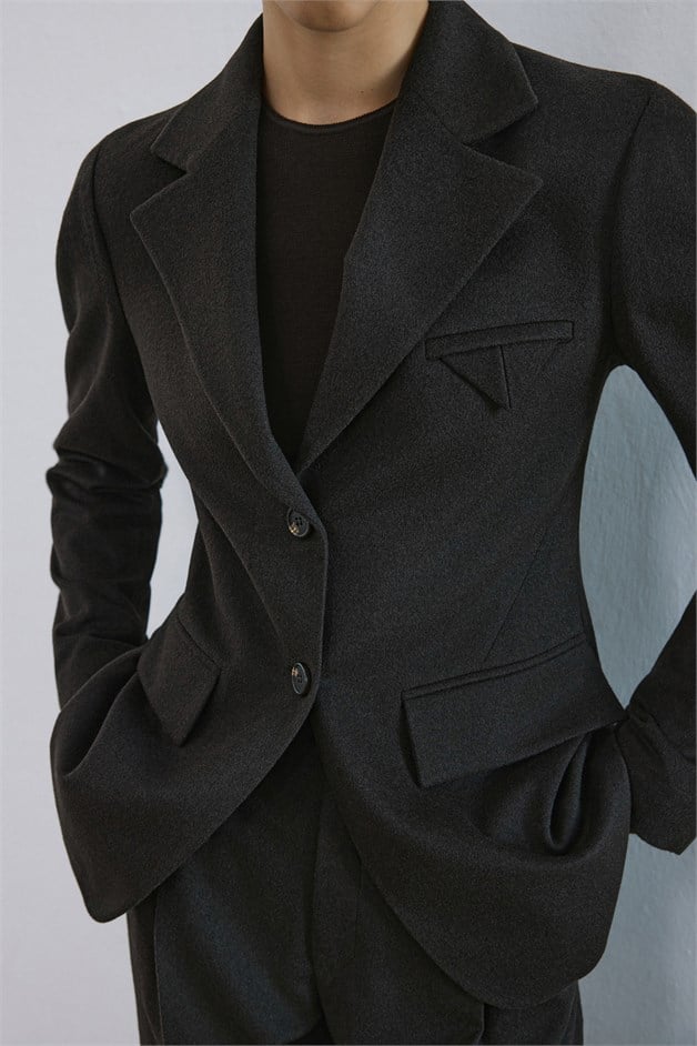 Klapa Yaka Astarlı Uzun Kollu Kahve Blazer Ceket