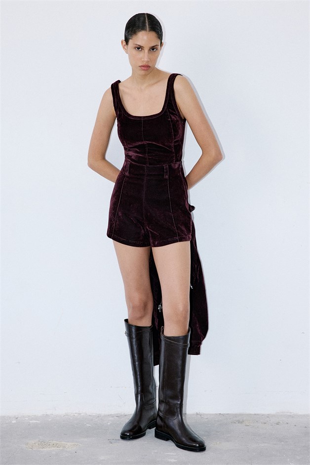High Waist Velvet Burgundy Shorts