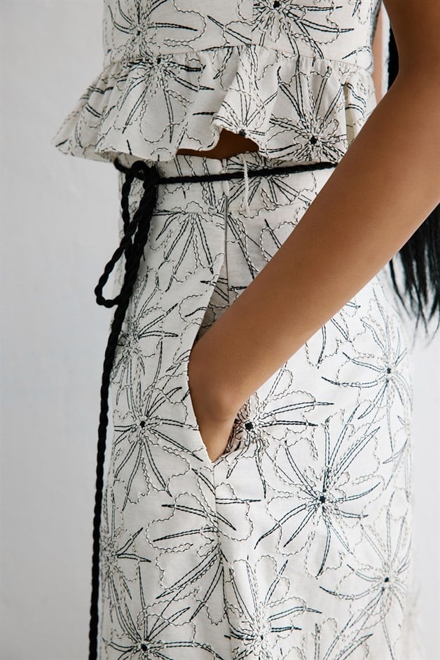 Yüksek Bel Geniş Paça Keten Ekru Pantolon