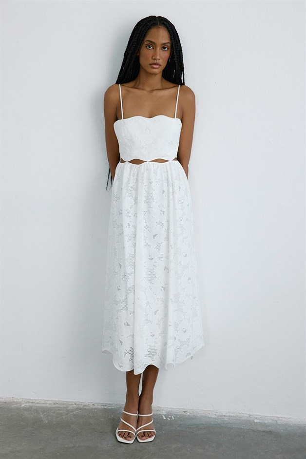 İnce Askılı Midi Kloş Beyaz Elbise