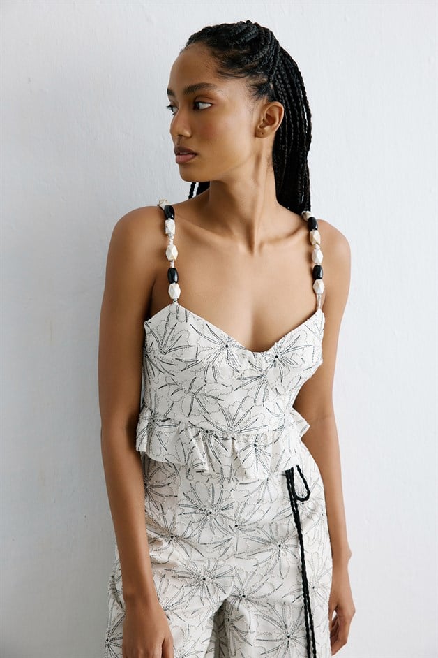 Heart Neck Embroidered Crop Ecru Blouse