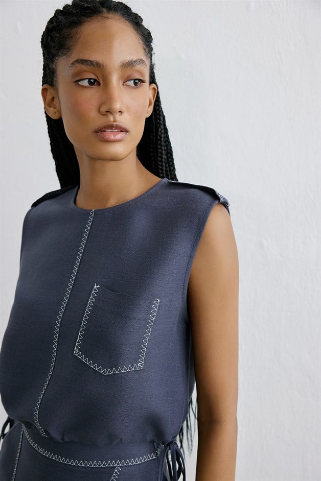 Linen Contrast Stitching Cropped Indigo Blouse