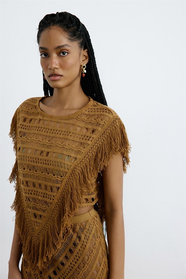 Bisiklet Yaka Saçaklı Camel Bluz