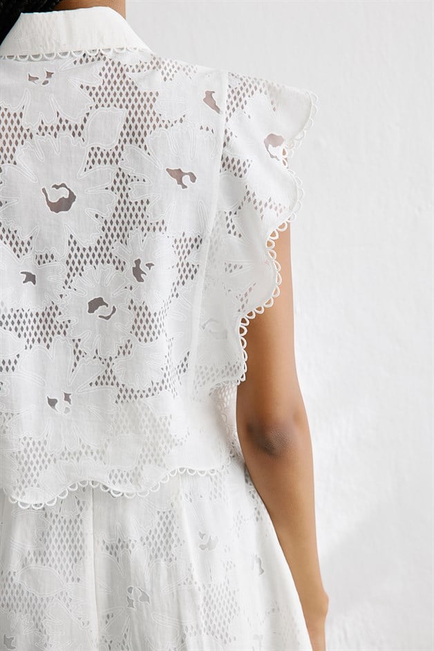 Shirt Collar Ruffled Cropped White Shirt
