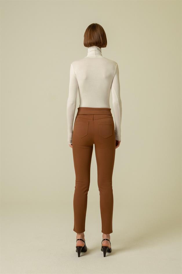 Asimetrik Kahverengi Pantolon