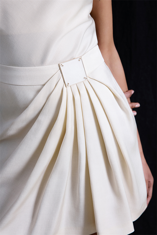 Accessory Detailed Mini Ecru Skirt