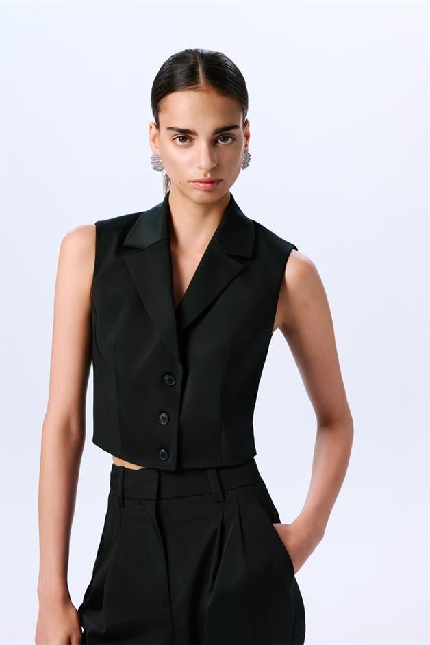 Back Transparent Detailed Black Vest  