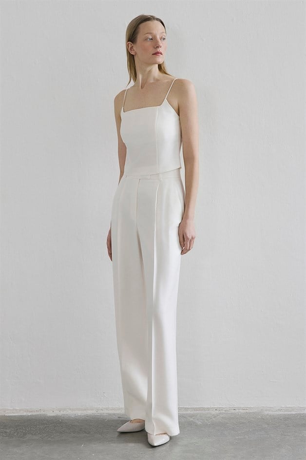 Sleeveless Back Zipper Ecru Blouse