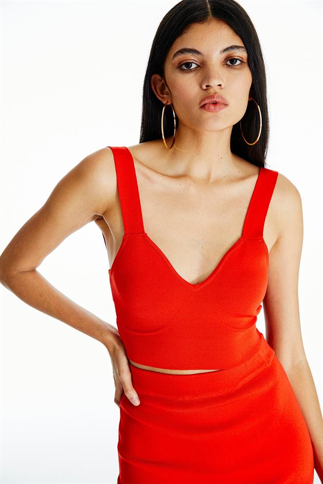 Askılı Narçiçeği Triko Bluz