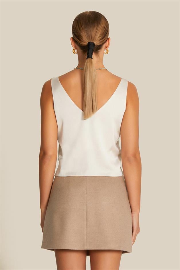 Sleeveless V Neck Beige Blouse