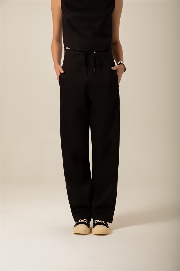 Bağcık Detaylı Örme Siyah Pantolon