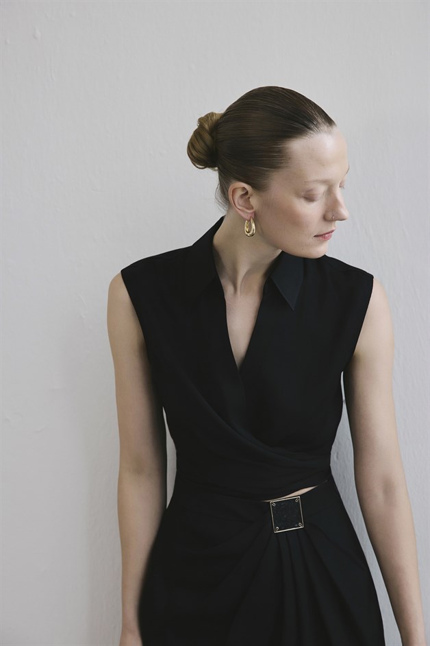 Tie Front Linen Blend Black Vest