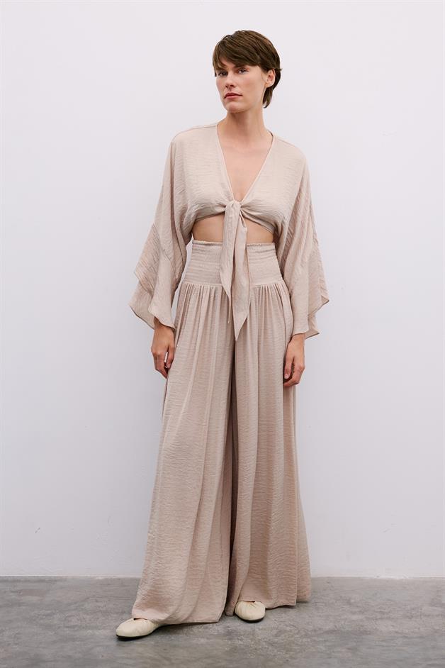Tie-Front Relaxed Beige Crop Blouse