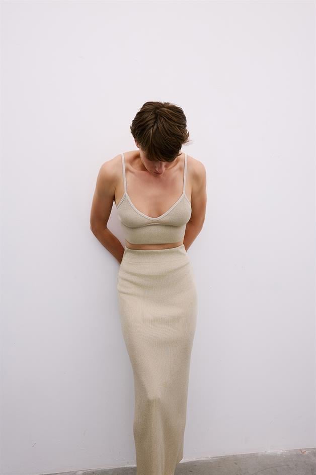 Band Detail V-Neck Gold Crop Bustier