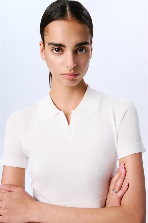 Basic Short Sleeve Crop Ecru Blouse