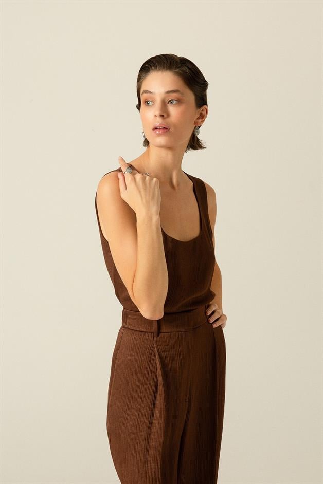 Basic Crinkled Textured Brown Blouse