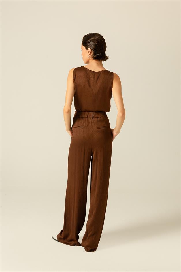 Basic Crinkled Textured Brown Blouse