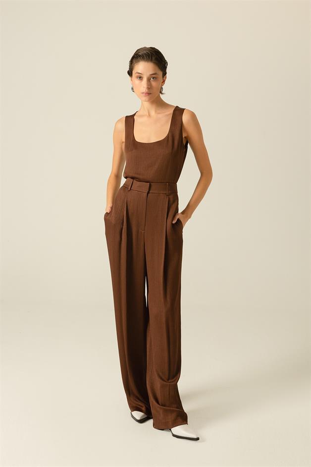 Basic Crinkled Textured Brown Blouse